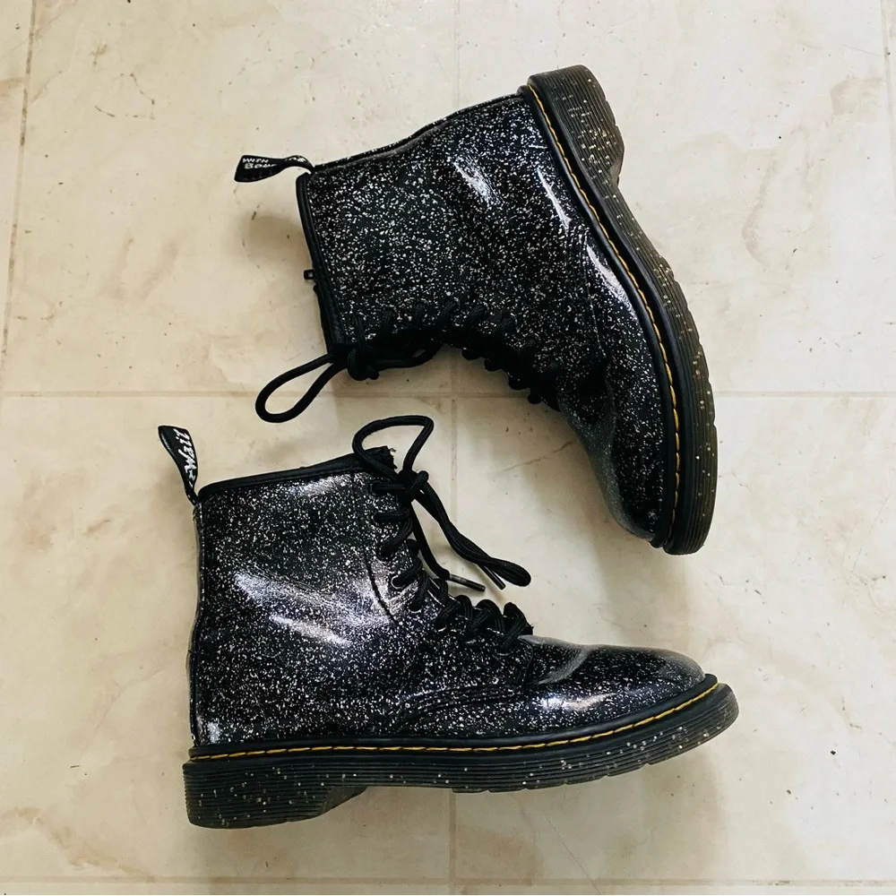 $75 Dr. Martens Junior 1460 Black Cosmic Silver Glitter Lace Up Zipper Boots 2